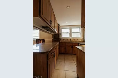 606 N Washington Ave, Dunellen, NJ 08812 - Photo 30