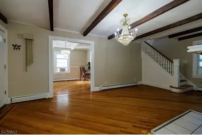 606 N Washington Ave, Dunellen, NJ 08812 - Photo 8