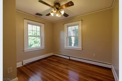 606 N Washington Ave, Dunellen, NJ 08812 - Photo 16