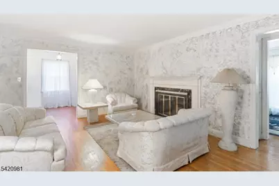 442 Seven Oaks Rd, Orange, NJ 07050 - Photo 4