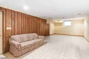 442 7 Oaks Rd, Orange, NJ 07050 - Photo 18