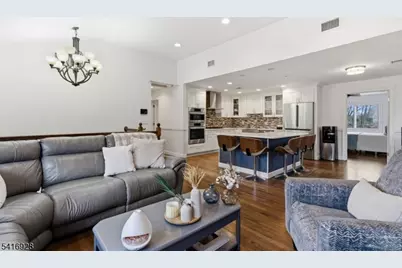 14 Cindy Ln, Jefferson Township, NJ 07438 - Photo 4