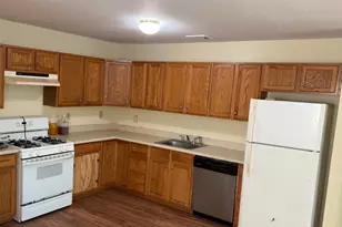 13 Hampton Rd, New Brunswick, NJ 08901 - Photo 4