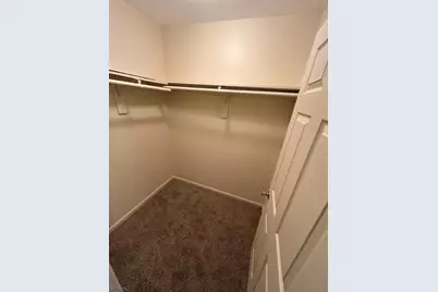 13 Hampton Rd #B, New Brunswick, NJ 08901 - Photo 10