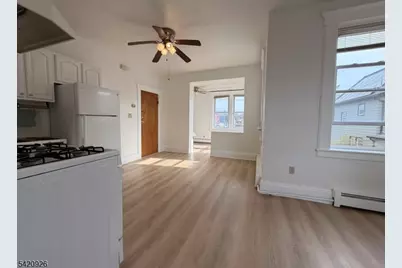 536 Lake Ave #4, Lyndhurst Township, NJ 07071 - Photo 8