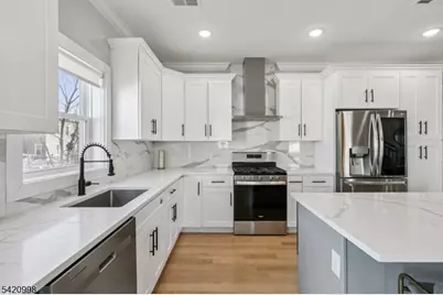 130A Brighton Ave, Kearny, NJ 07032 - Photo 6