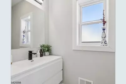 130A Brighton Ave, Kearny, NJ 07032 - Photo 22