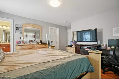 38 Centre St, Nutley, NJ 07110 - Photo 38