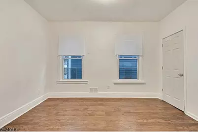 110 N 17th St, East Orange, NJ 07017 - Photo 8