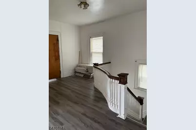 647 E 25th St, Paterson, NJ 07504 - Photo 4