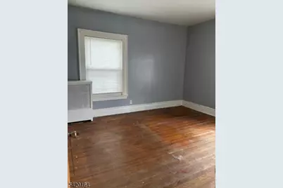 647 E 25th St, Paterson, NJ 07504 - Photo 10