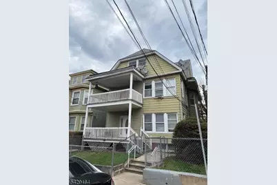 647 E 25th St, Paterson, NJ 07504 - Photo 2