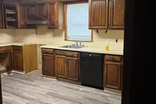 647 E 25th St, Paterson, NJ 07504 - Photo 8