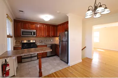412 Morris Aveunit #34, Summit, NJ 07901 - Photo 2