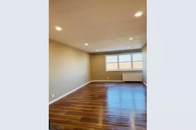 39 E 39th St #D, Paterson, NJ 07514 - Photo 4