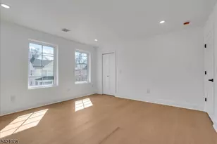 21 Cross St, Montclair, NJ 07042 - Photo 12