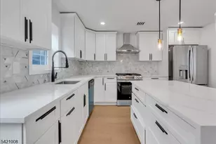 21 Cross St, Montclair, NJ 07042 - Photo 4