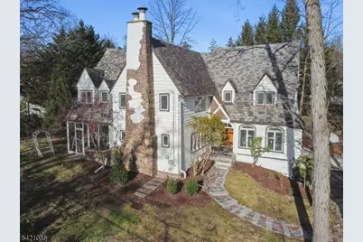 27 Barnsdale Rd, Millburn, NJ 07078 - Photo 1