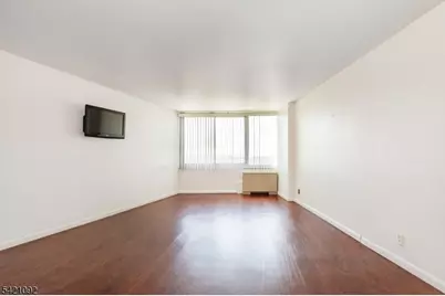 1 Claridge Drive #300, Verona Twp., NJ 07044 - Photo 6