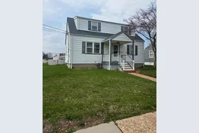 83 Daniel St, Woodbridge Township, NJ 07064 - Photo 2