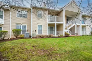 69 Amberly Ct, Franklin Township, NJ 08823 - Photo 16