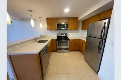 141 S Harrison St Unit 1-H, East Orange, NJ 07018 - Photo 4