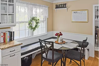 42 Melrose Dr, Chester, NJ 07930 - Photo 14