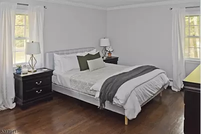 42 Melrose Dr, Chester, NJ 07930 - Photo 12