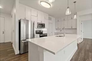 450 Springfield Ave, Berkeley Heights Township, NJ 07922 - Photo 4