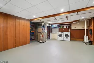 8 Edison Dr, Summit, NJ 07901 - Photo 26