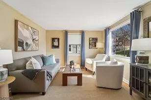 8 Edison Dr, Summit, NJ 07901 - Photo 4