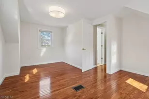 8 Edison Dr, Summit, NJ 07901 - Photo 20