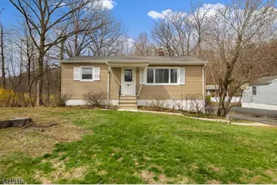 152 Pine Brook Rd, Lincoln Park, NJ 07035 - Photo 2