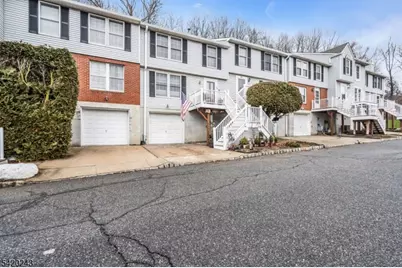 29 Cambridge, Oxford Township, NJ 07863 - Photo 2