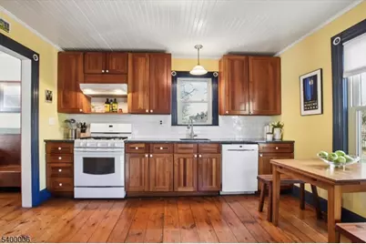 9 West Street, Clinton Township, NJ 08801 - Photo 6