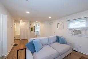 7 Pine St, Jefferson Township, NJ 07849 - Photo 12