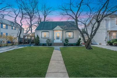 639 Fairfield Ave, Kenilworth, NJ 07033 - Photo 1