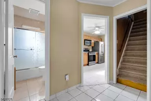 639 Fairfield Ave, Kenilworth, NJ 07033 - Photo 10