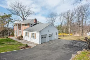 5 Robin Hill Rd, North Caldwell, NJ 07006 - Photo 32