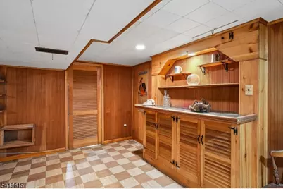 151 Mohawk Rd, Millburn, NJ 07078 - Photo 32