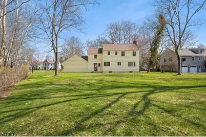 151 Mohawk Rd, Millburn, NJ 07078 - Photo 38