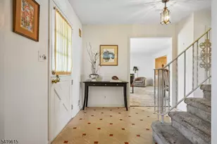 151 Mohawk Rd, Millburn, NJ 07078 - Photo 6