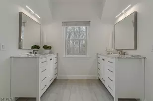 11 Combs Hollow Rd, Mendham Township, NJ 07945 - Photo 34