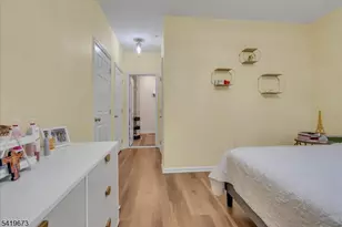906 Memorial Dr, Belleville, NJ 07109 - Photo 18