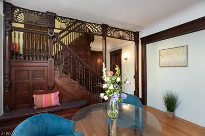 31 Cloverhill Pl #1, Montclair, NJ 07042 - Photo 4