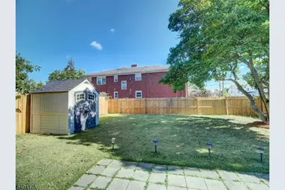 812 Washington Ave, Linden, NJ 07036 - Photo 8