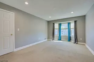 268 Kempsey Dr, North Brunswick Township, NJ 08902 - Photo 16