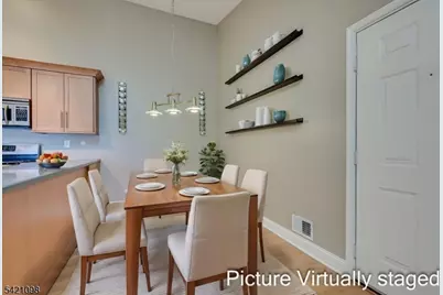 268 Kempsey Dr, North Brunswick Township, NJ 08902 - Photo 10