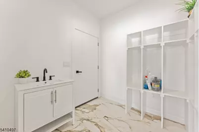 1690 Hamburg Tpke, Wayne, NJ 07470 - Photo 18