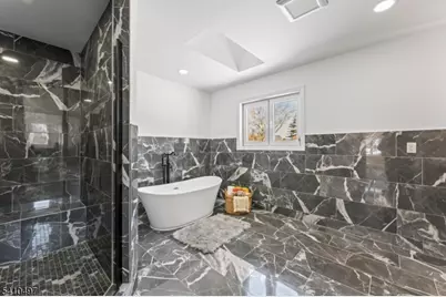 1690 Hamburg Tpke, Wayne, NJ 07470 - Photo 32